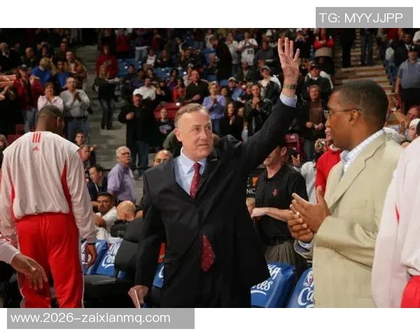 阿德尔曼称赞小波特真实直率勇于表达自我观点展现个性魅力 阿德尔曼称赞小波特真实直率勇于表达自我观点展现个性魅力