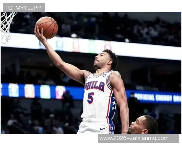 格莱姆斯表现起伏却助攻如潮第三节独得9分助球队追分