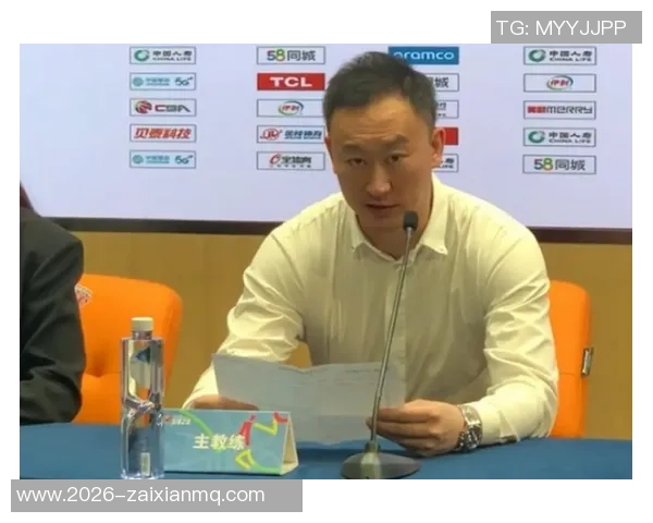 刘维伟自带剪刀为杨瀚森打造30美元理发馆的独特体验 刘维伟自带剪刀为杨瀚森打造30美元理发馆的独特体验